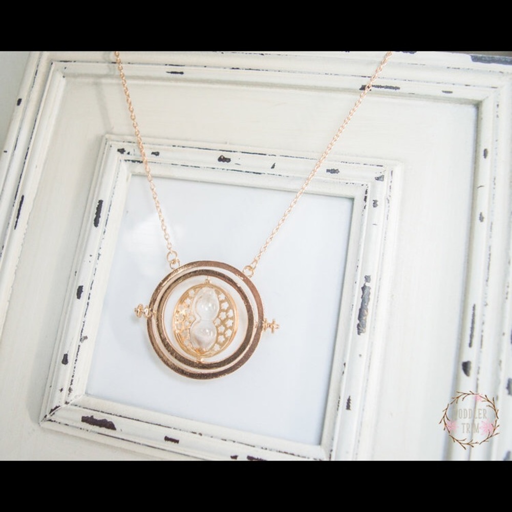 Large Harry Potter time Turner necklace